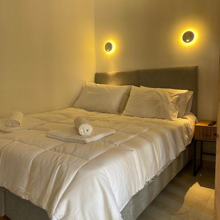 White Apartment Кавала Екстериор снимка