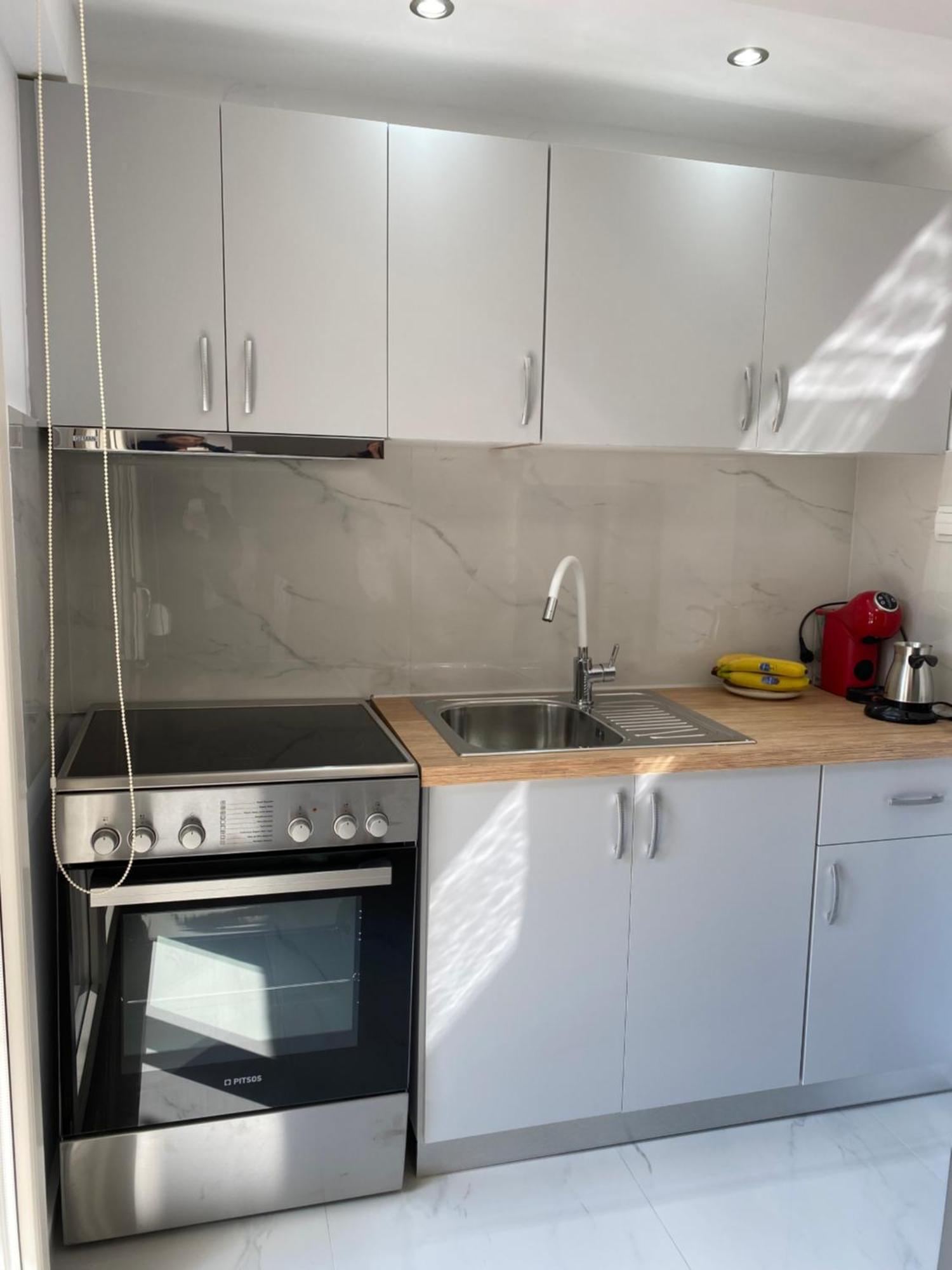 White Apartment Кавала Екстериор снимка